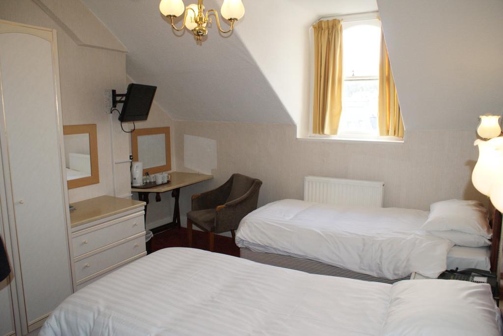 The Queens Lodge Llandudno Bagian luar foto